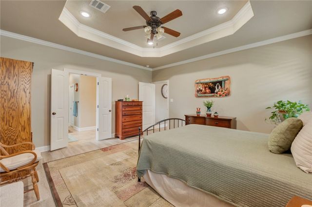 2934 Ambrose Drive, Bryan, TX 77808