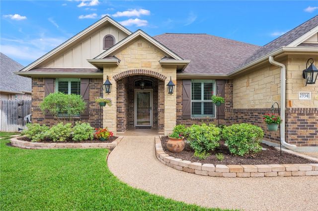 2934 Ambrose Drive, Bryan, TX 77808