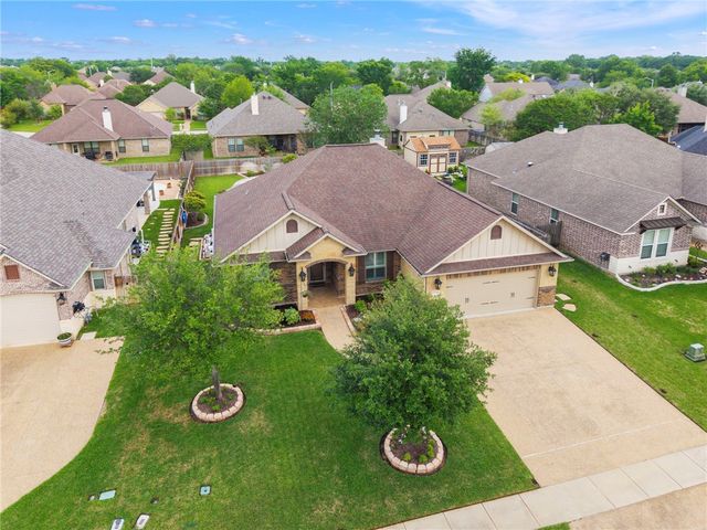 2934 Ambrose Drive, Bryan, TX 77808
