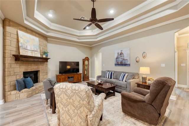 2934 Ambrose Drive, Bryan, TX 77808