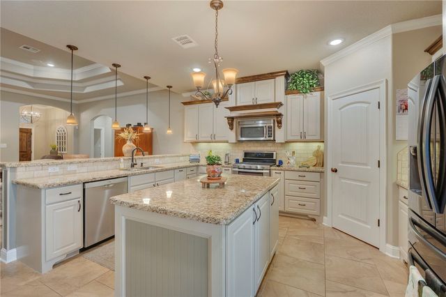 2934 Ambrose Drive, Bryan, TX 77808