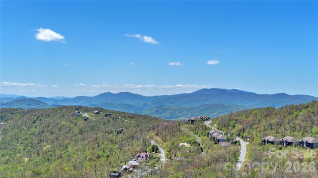 303 Sugar Top Drive 2909, Sugar Mountain, NC 28604