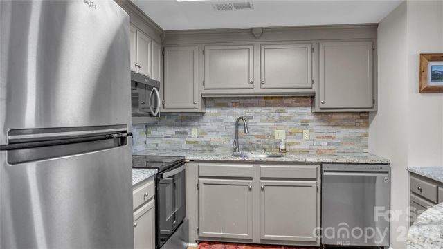 303 Sugar Top Drive 2909, Sugar Mountain, NC 28604