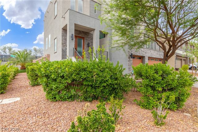 5707 Robin Ridge Avenue, Las Vegas, NV 89141