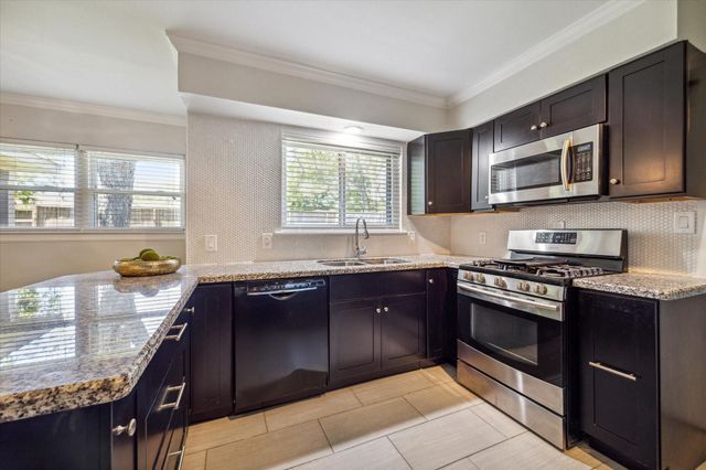 2910 Freshmeadows Drive, Houston, TX 77063