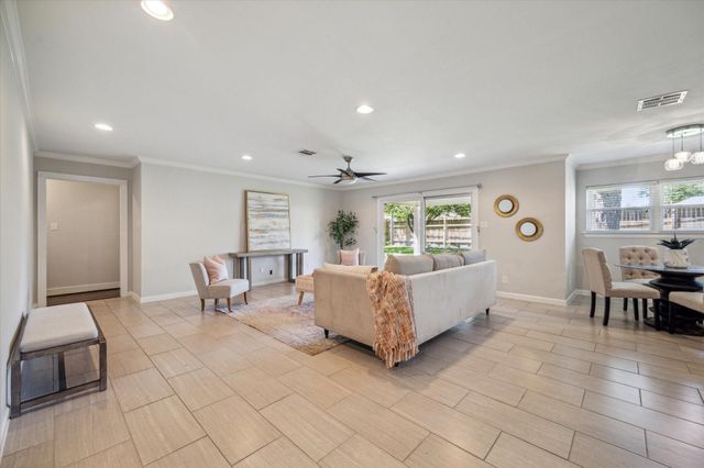2910 Freshmeadows Drive, Houston, TX 77063