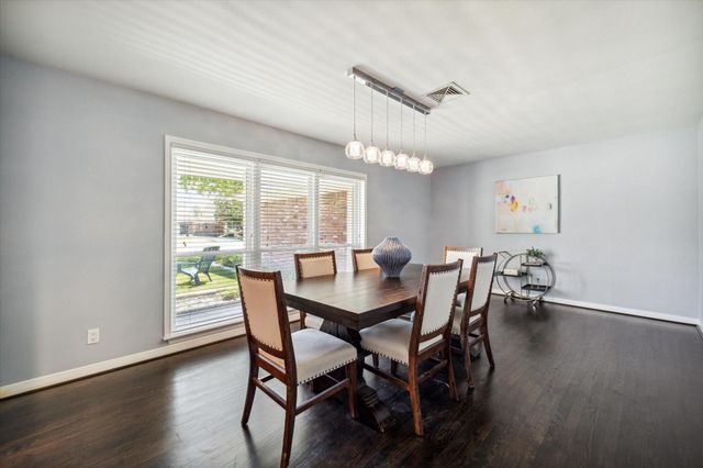 2910 Freshmeadows Drive, Houston, TX 77063
