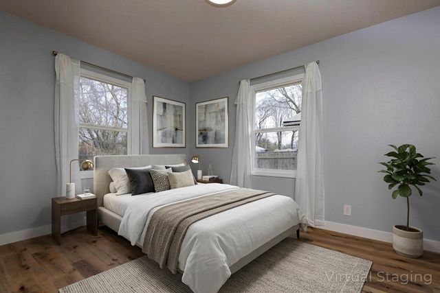 2611 E Pacific Street, Springfield, MO 65803