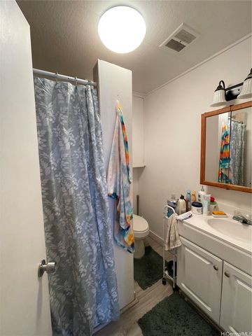 720 Mahiai Street, Honolulu, HI 96826