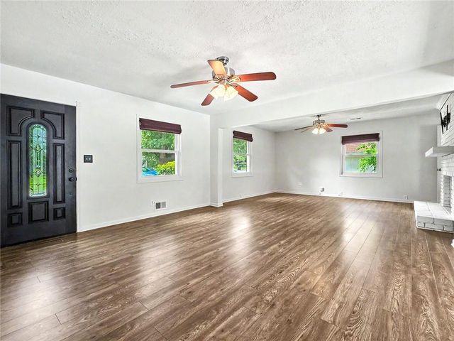 273 Norton Circle SE, Smyrna, GA 30082