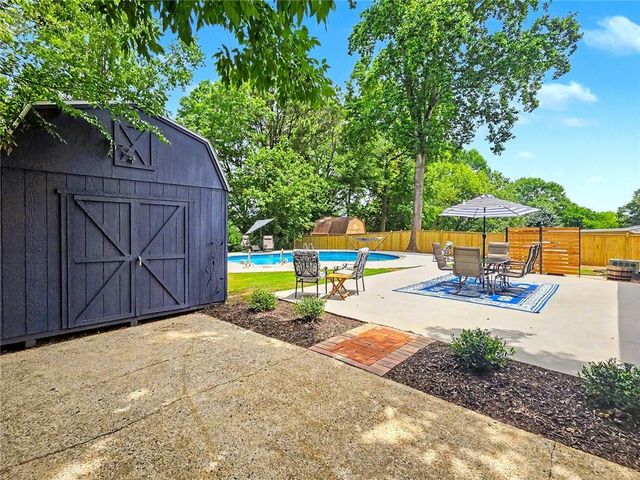 273 Norton Circle SE, Smyrna, GA 30082