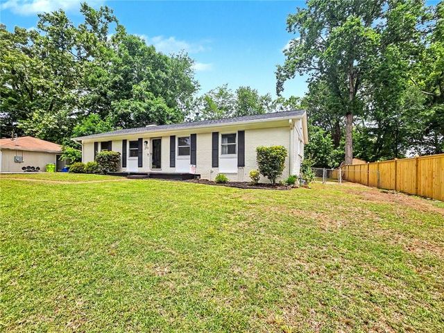 273 Norton Circle SE, Smyrna, GA 30082