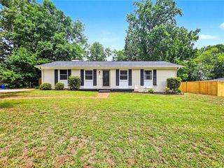 273 Norton Circle SE, Smyrna, GA 30082