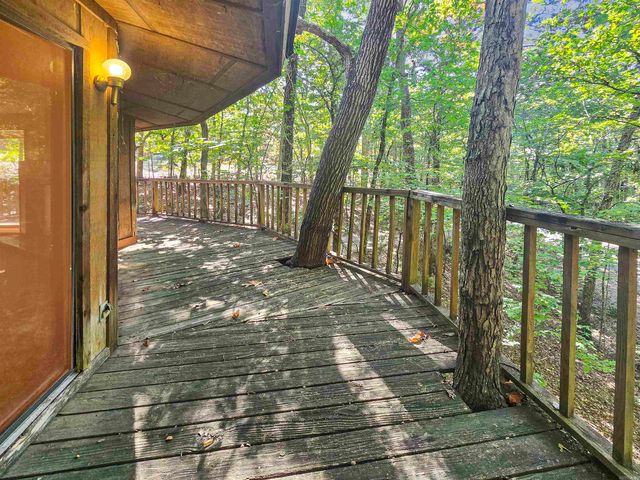 90 Lago Way, Hot Springs Village, AR 71909