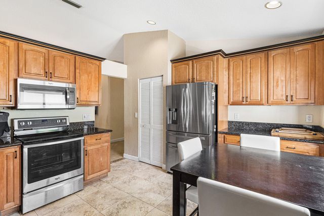 4797 NW 7th Place, Deerfield Beach, FL 33442