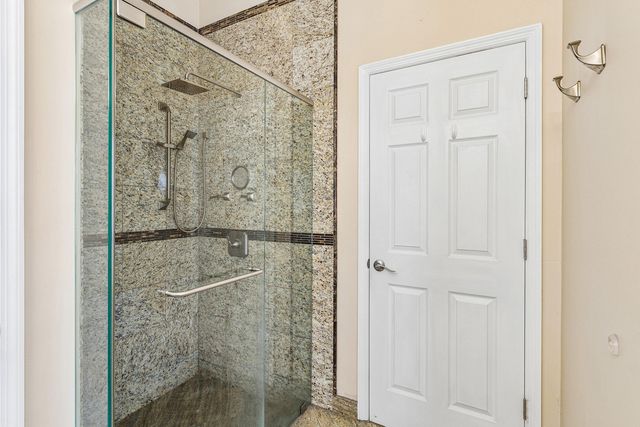 4797 NW 7th Place, Deerfield Beach, FL 33442