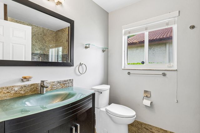 4797 NW 7th Place, Deerfield Beach, FL 33442