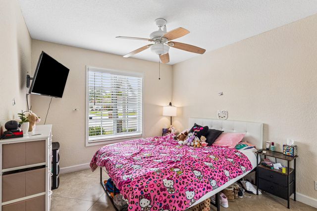 4797 NW 7th Place, Deerfield Beach, FL 33442