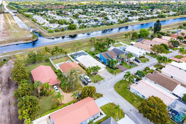 4797 NW 7th Place, Deerfield Beach, FL 33442