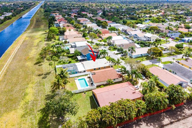 4797 NW 7th Place, Deerfield Beach, FL 33442