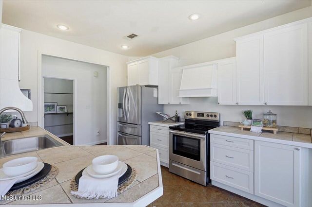 2244 Florence Byram Road, Florence, MS 39073