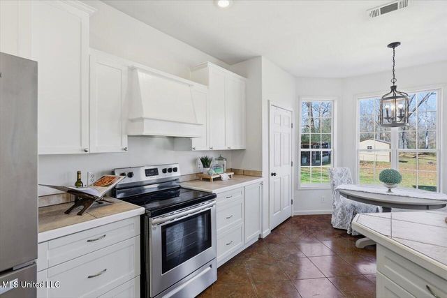 2244 Florence Byram Road, Florence, MS 39073