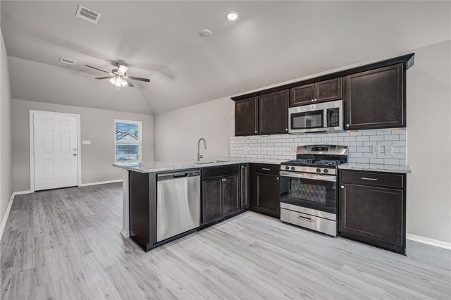 2794 Buccaneer Trail, Bryan, TX 77803