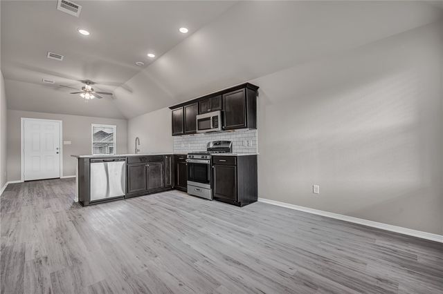 2794 Buccaneer Trail, Bryan, TX 77803