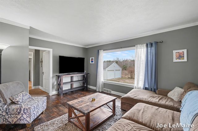 6251 Ashley Avenue, Belding, MI 48809