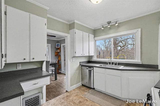 6251 Ashley Avenue, Belding, MI 48809