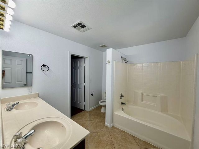 884 BLUE ROSALIE Place, Henderson, NV 89052