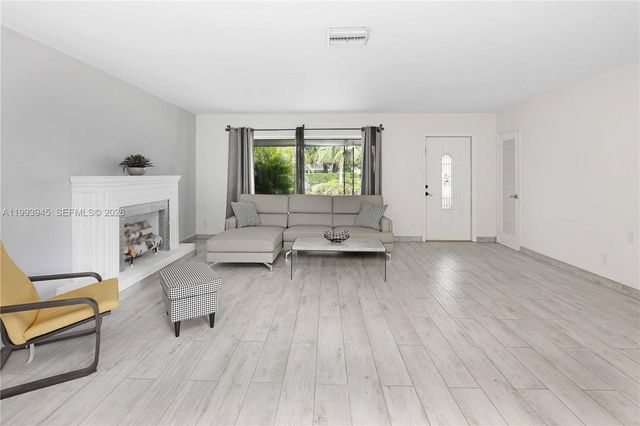 1510 Hayes St 0, Hollywood, FL 33020