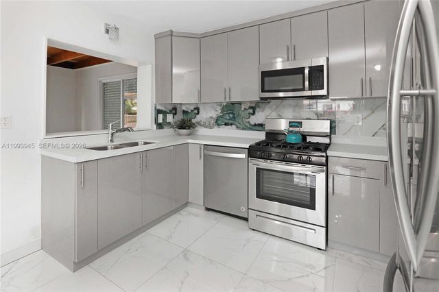 1510 Hayes St 0, Hollywood, FL 33020