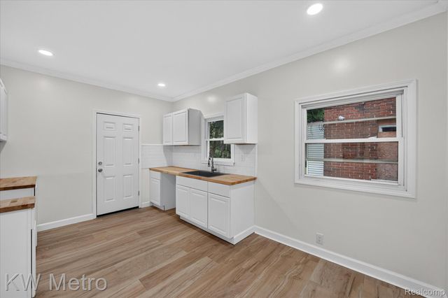 2923 Pasadena Street, Detroit, MI 48238