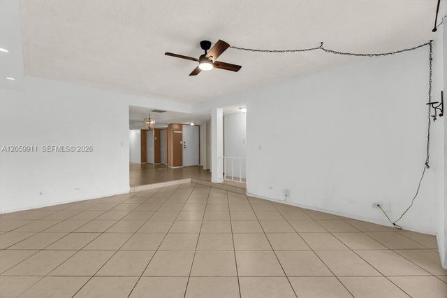 3650 Inverrary Drive 3A, Lauderhill, FL 33319