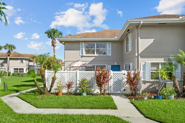 3325 SW Sunset Trace Circle, Palm City, FL 34990