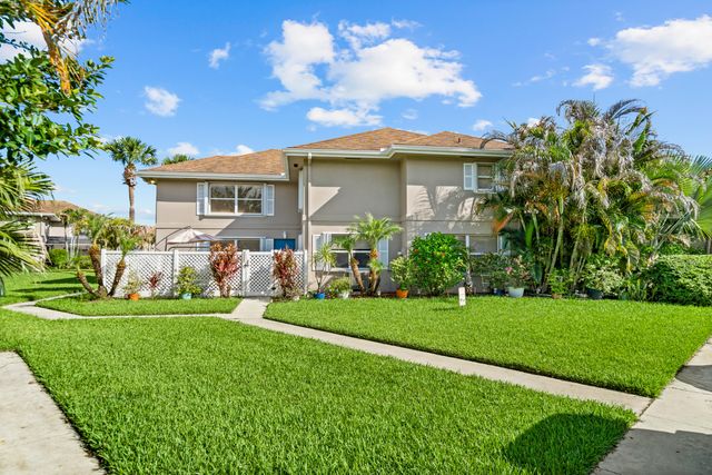 3325 SW Sunset Trace Circle, Palm City, FL 34990