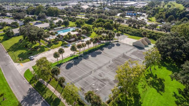 3325 SW Sunset Trace Circle, Palm City, FL 34990