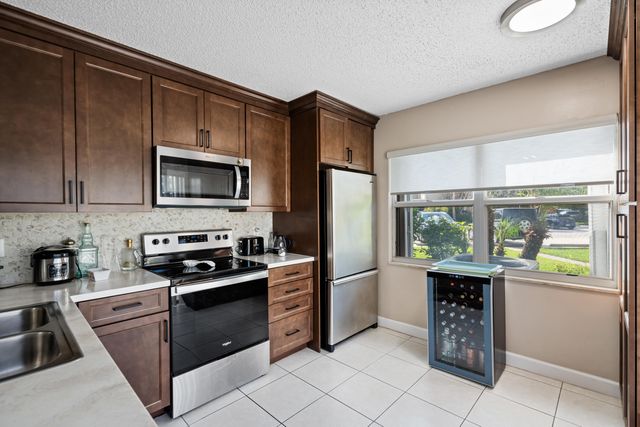3325 SW Sunset Trace Circle, Palm City, FL 34990