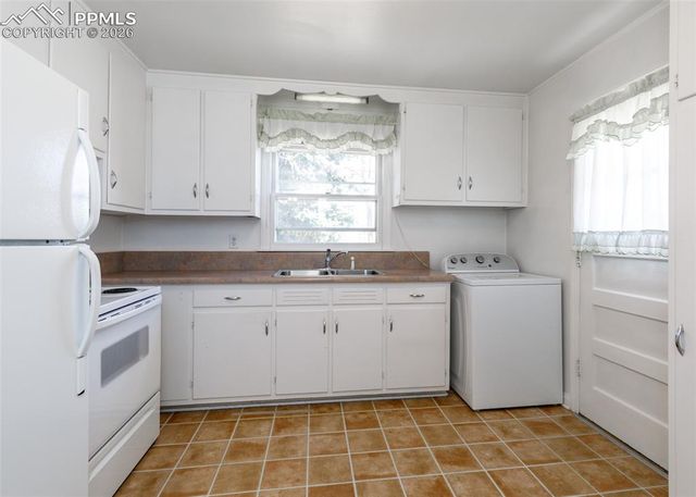 2303 N El Paso Street, Colorado Springs, CO 80907