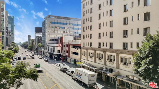 1645 Vine Street 1007, Los Angeles, CA 90028