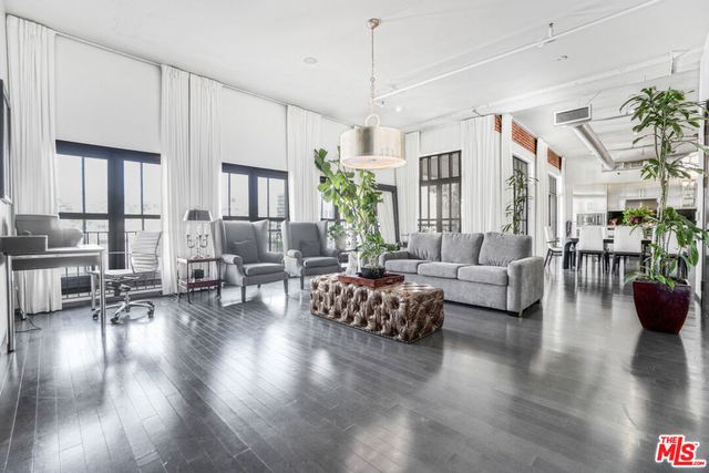 1645 Vine Street 1007, Los Angeles, CA 90028