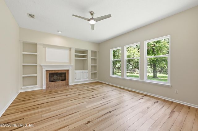 514 OAKMONT Drive, Orange Park, FL 32073