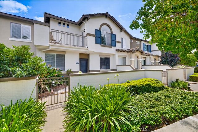 2329 Sunningdale, Tustin, CA 92782