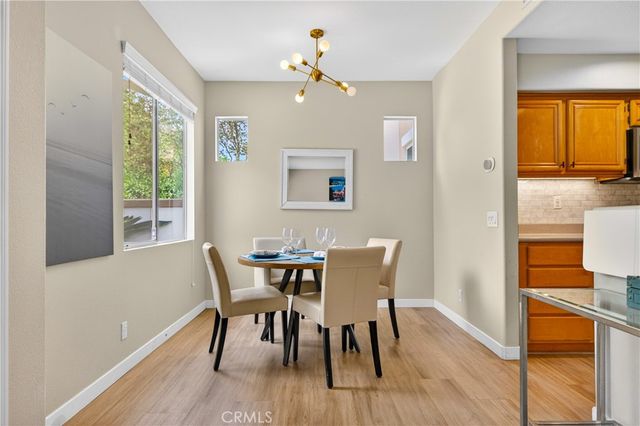 2329 Sunningdale, Tustin, CA 92782