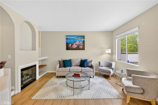 2329 Sunningdale, Tustin, CA 92782