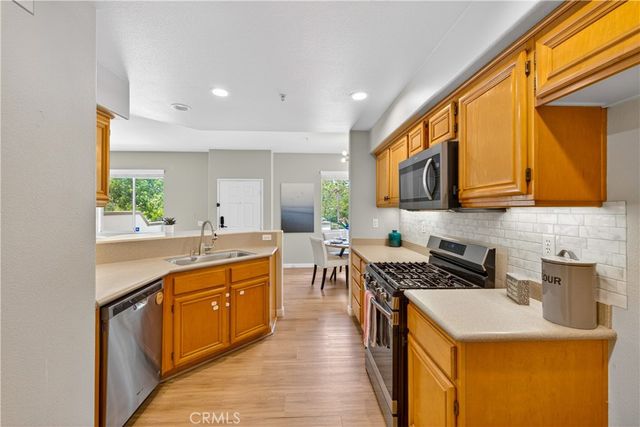 2329 Sunningdale, Tustin, CA 92782