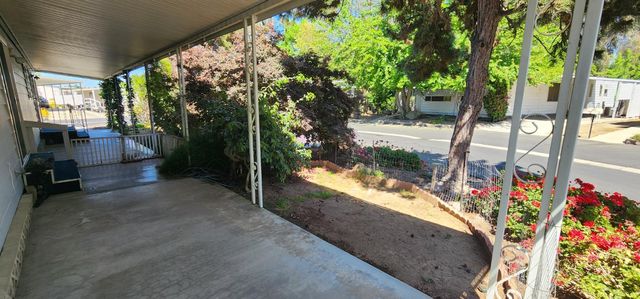 1300 W Olson Avenue SPC 6, Reedley, CA 93654