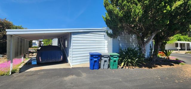 1300 W Olson Avenue SPC 6, Reedley, CA 93654