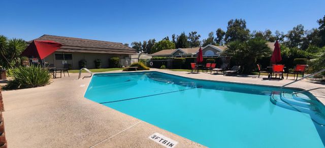 1300 W Olson Avenue SPC 6, Reedley, CA 93654